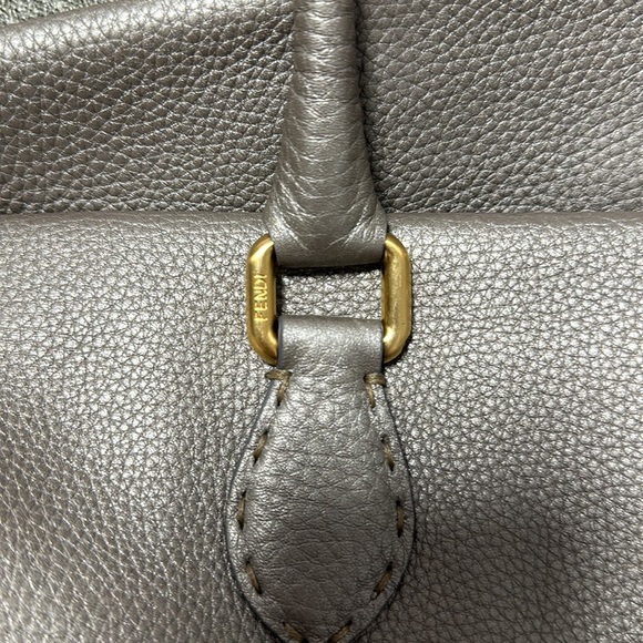 Fendi bag - Picture 2 of 9